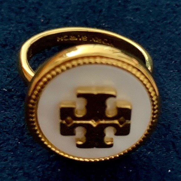 💢SOLD💢🆕JUST IN OFFER-TORY BURCH EARRINGS PRICE FIRM - Picture 6 of 7